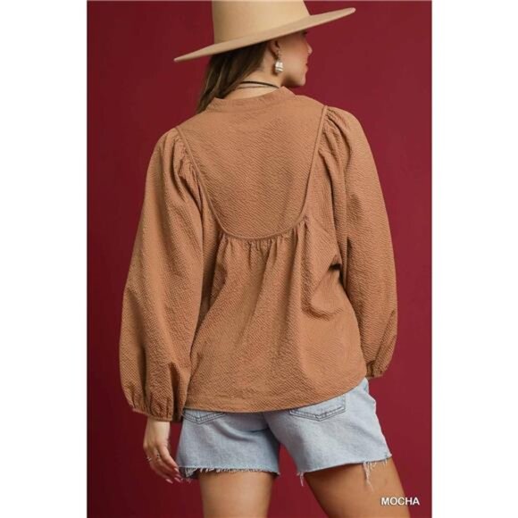 Umgee Textured Notched Blouse with Balloon Sleeves - Picture 2 of 5